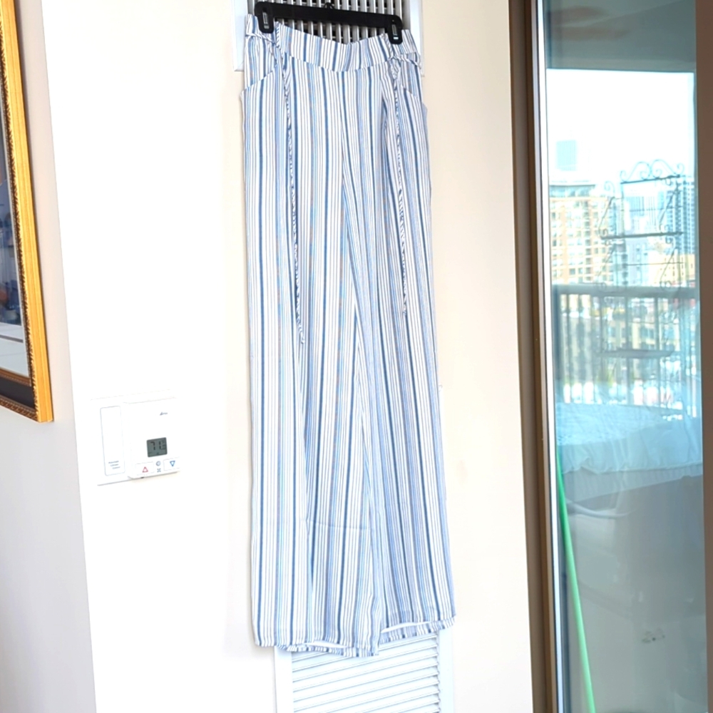 Nwt medium krisa wide leg striped pants